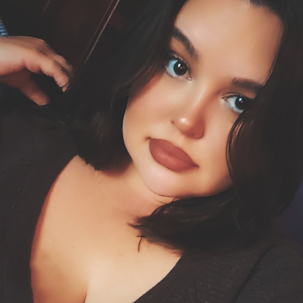 Meet your Posher, Anastassia